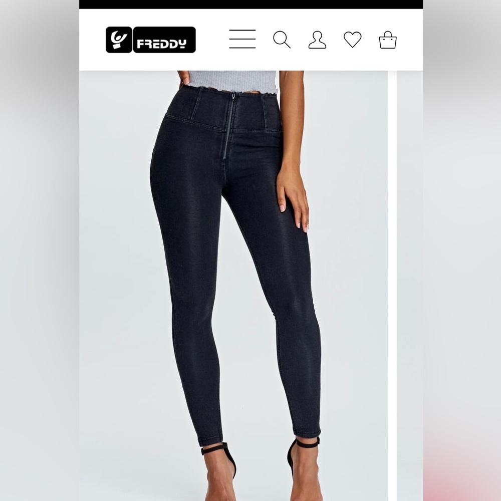 Freddy-WR.UP® Denim
High Waisted 7/8 Length